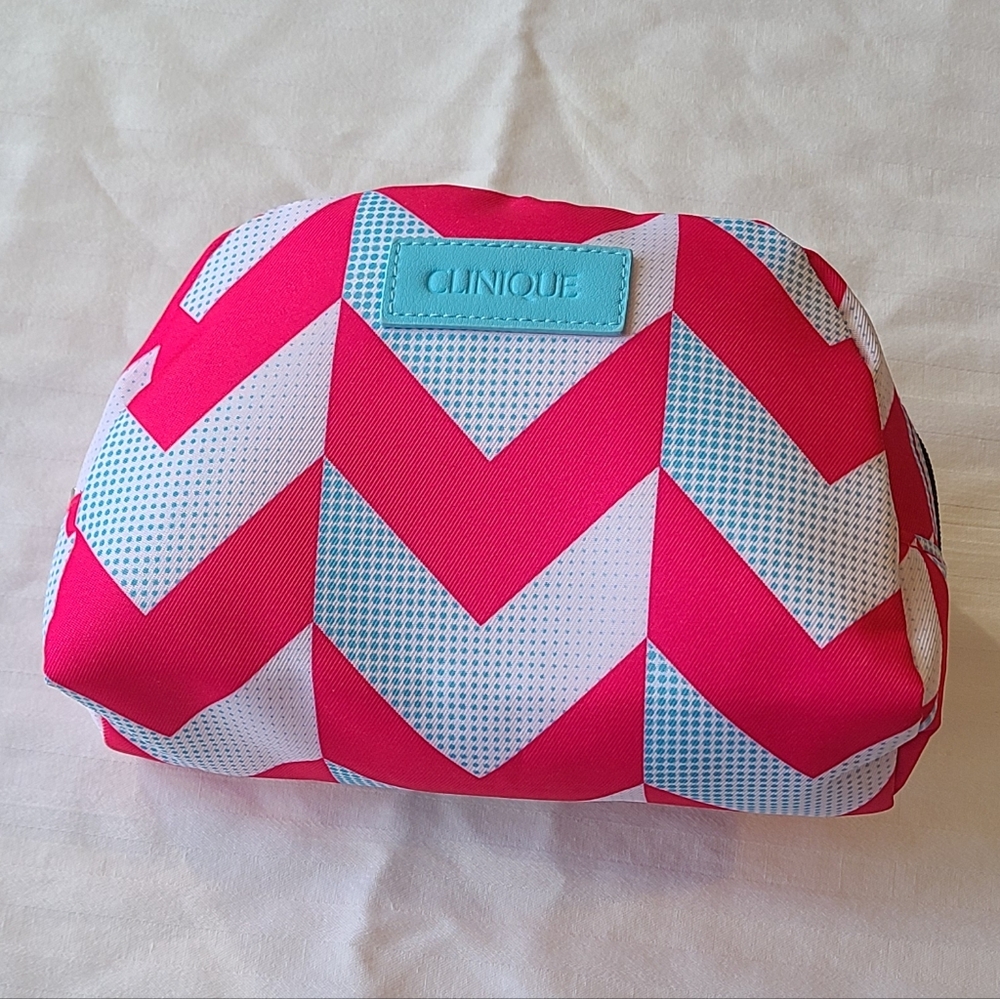Clinique Zipper Makeup Bag / Pouch Patterned Electric / Hot Pink Blue And White
